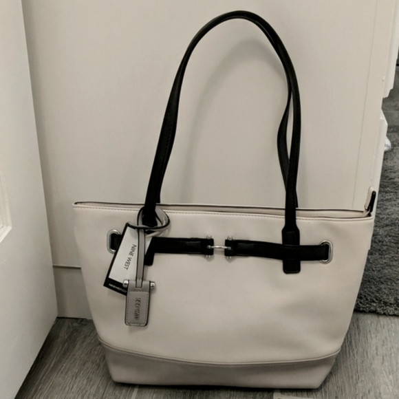 Nine West handbag - Picture 3 of 11